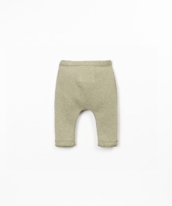 Leggings with recycled fibers