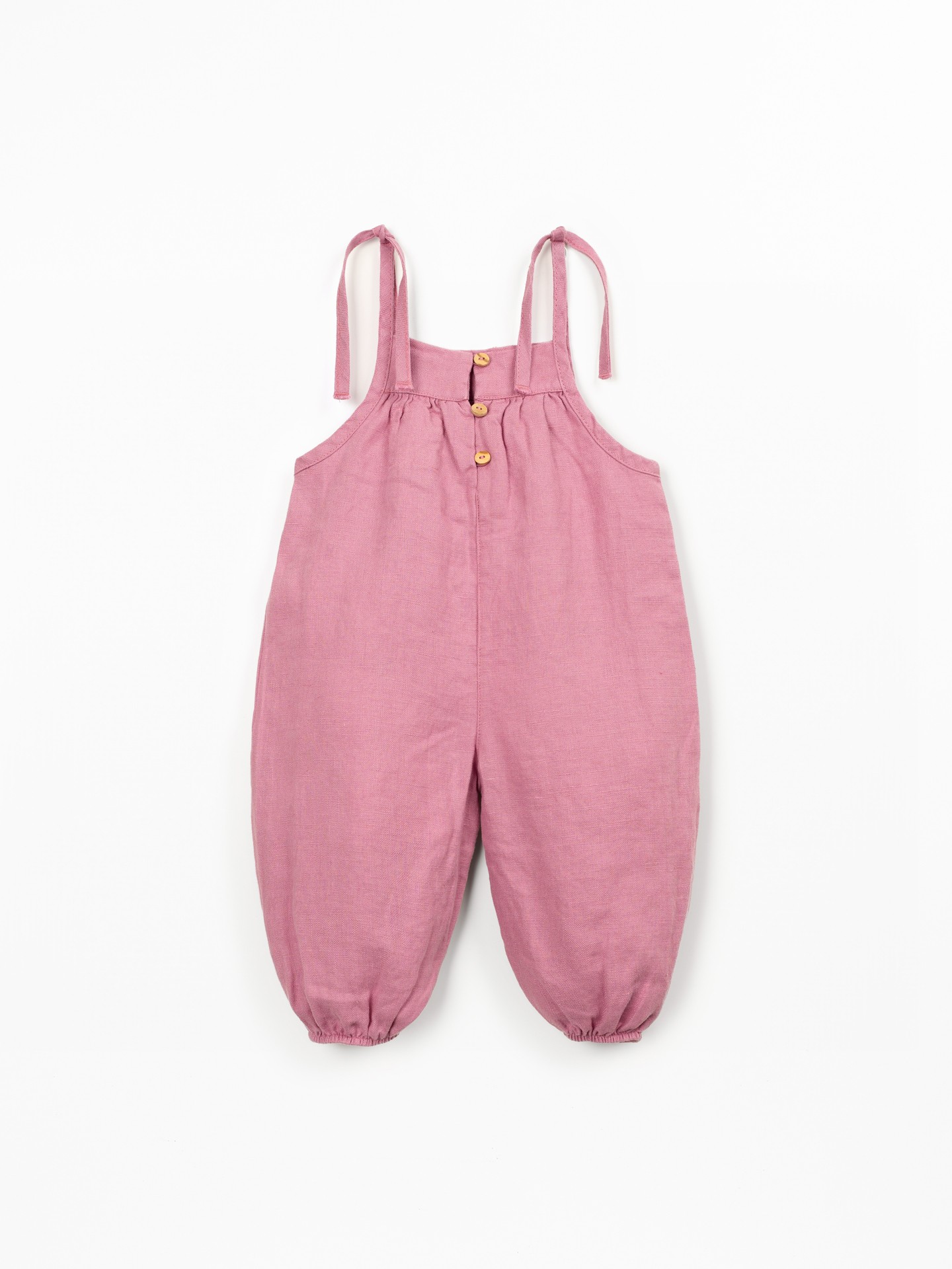 Macacão de linho com alças