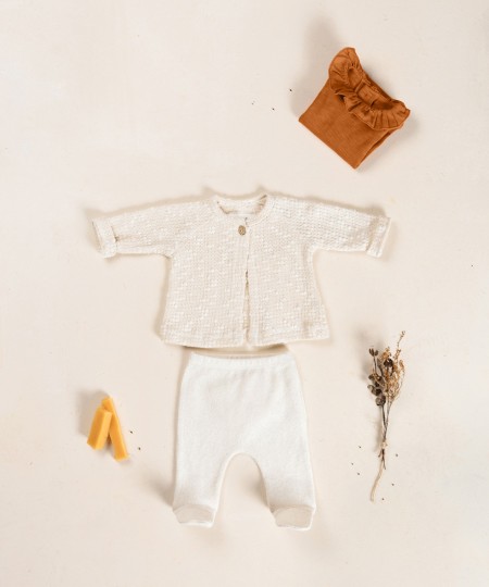 Knit jacket with Re(Play) yarn