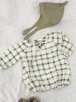 Combinaison � motif � carreaux