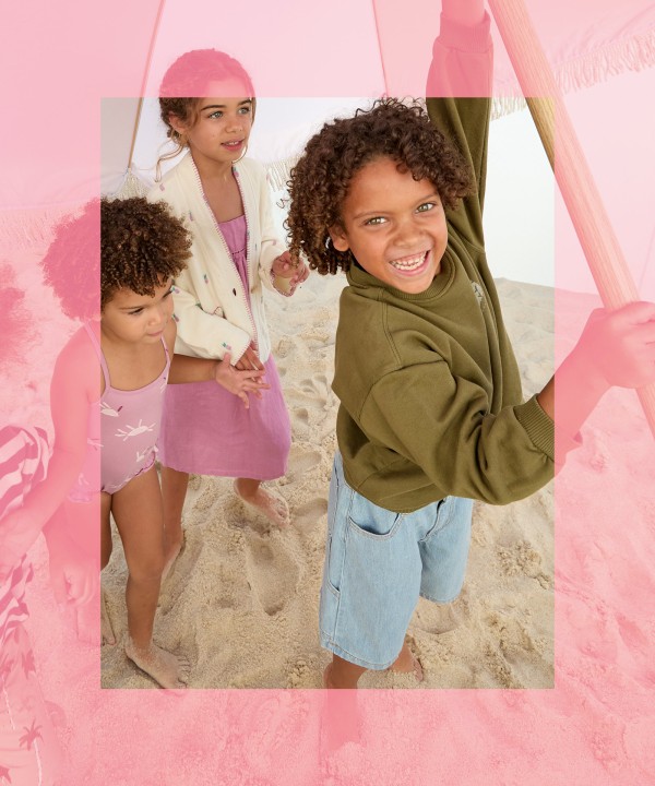 Short en denim avec ceinture r�glable