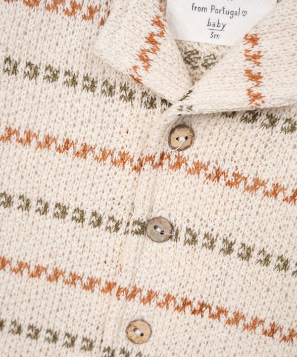 Chemise en maille avec m�lange de fibres naturelles et recycl�es