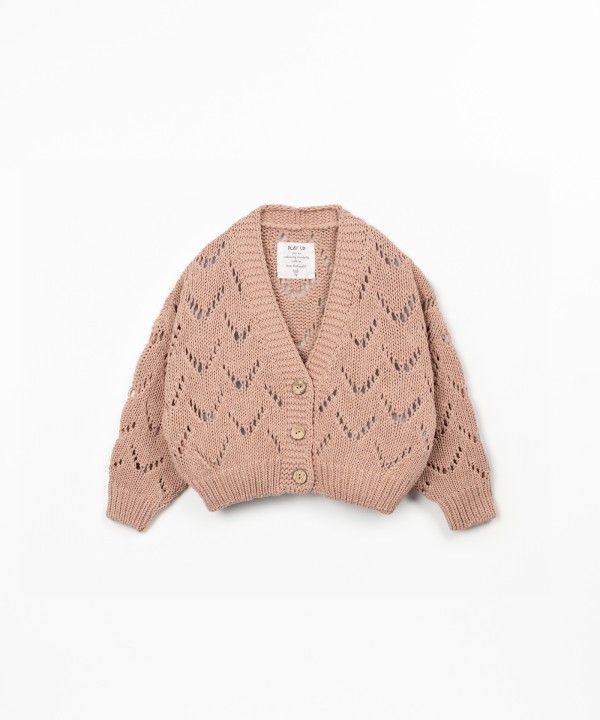 Veste en tricot avec boutons en coco
