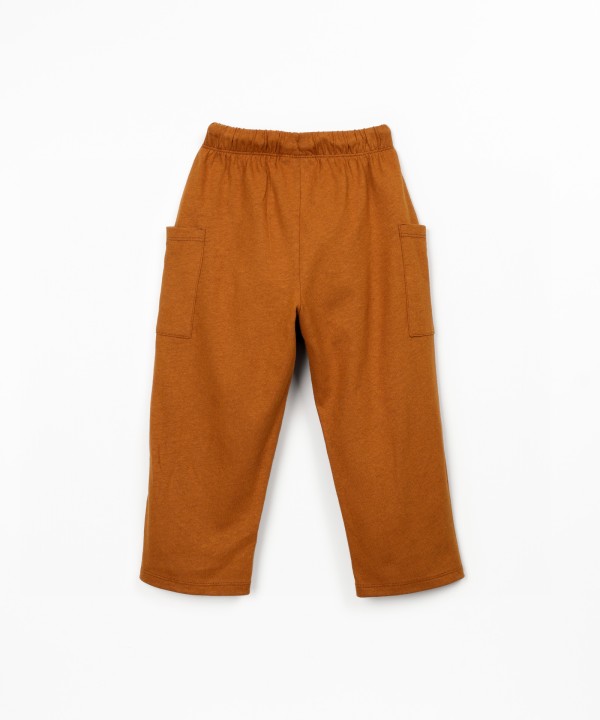 Trousers in organic cotton and linen blend