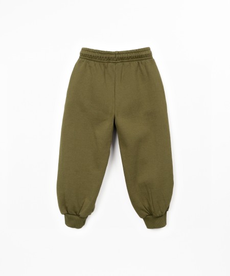 Pantalones de fibras naturales con dibujo