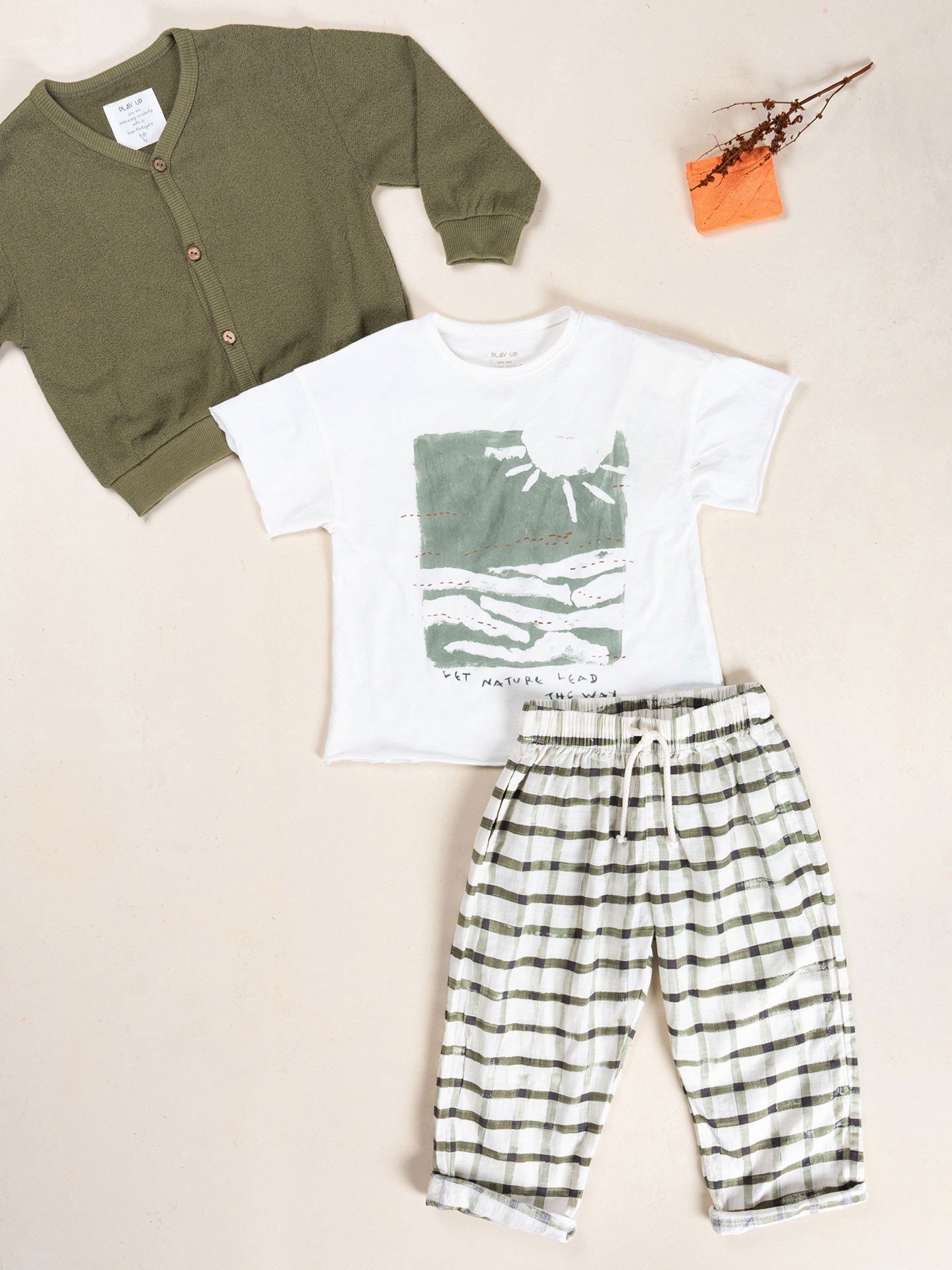 Pantalon en tissu avec imprimé à carreaux