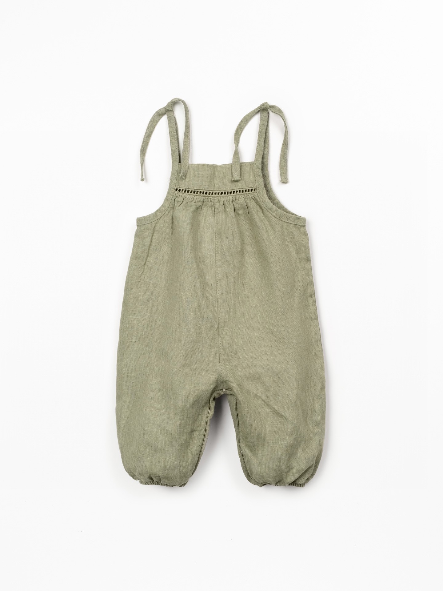 Combinaison en lin avec bretelles