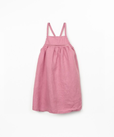 Robe en tissu de lin