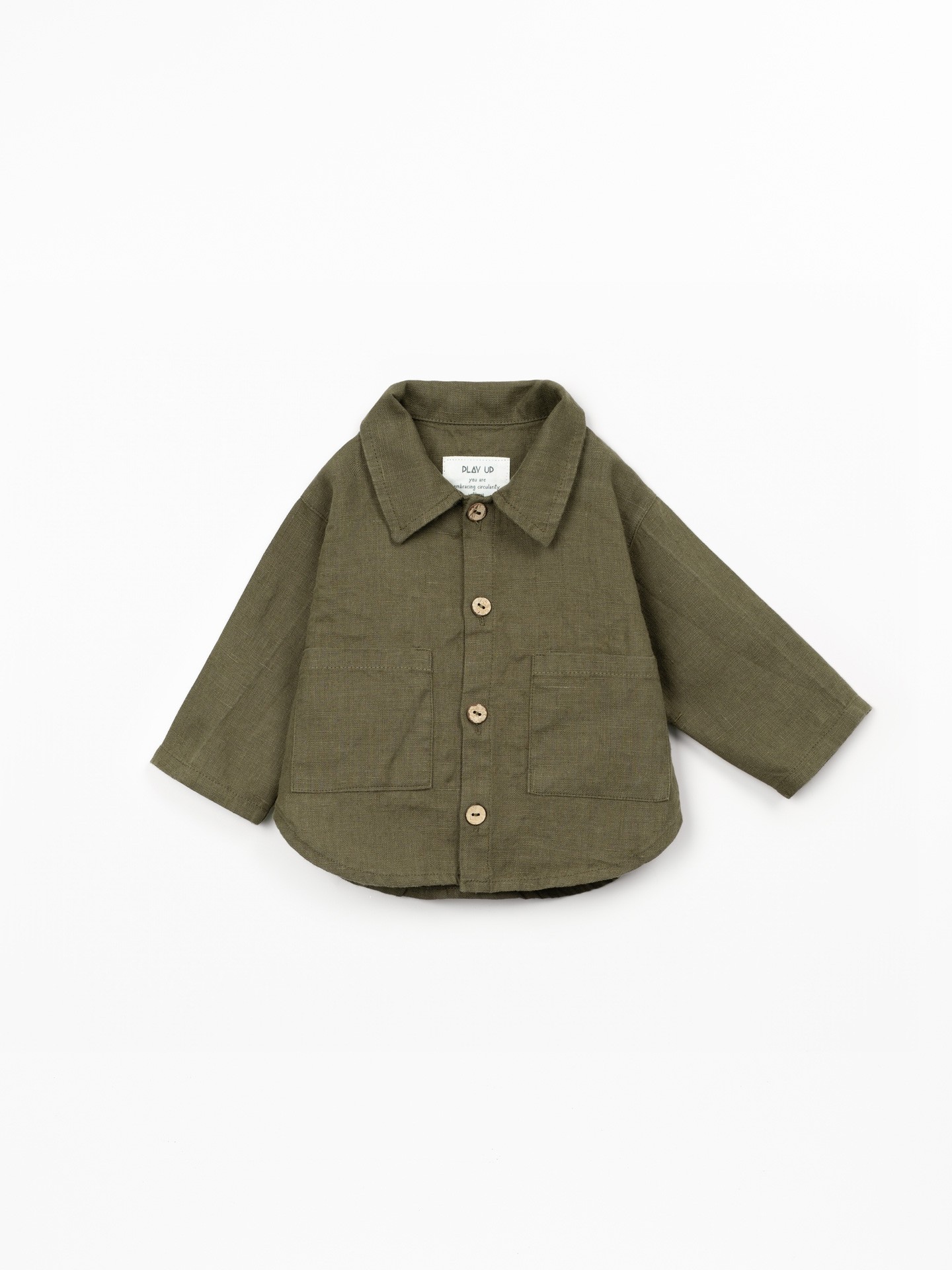 Chemise en tissu de lin