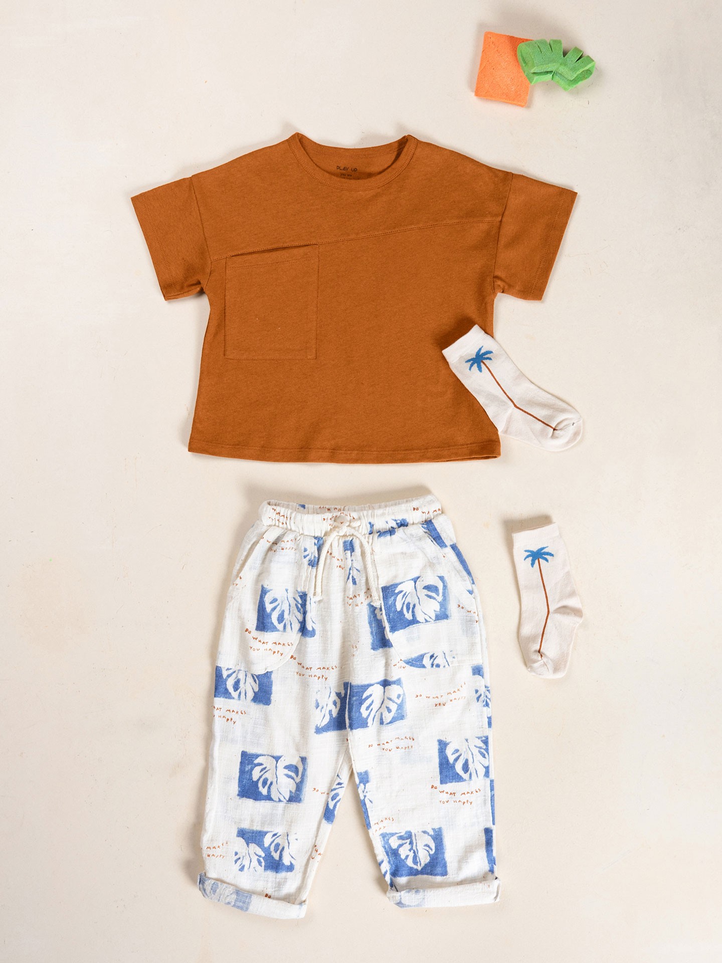 Pantalon en tissu de coton biologique avec imprim?