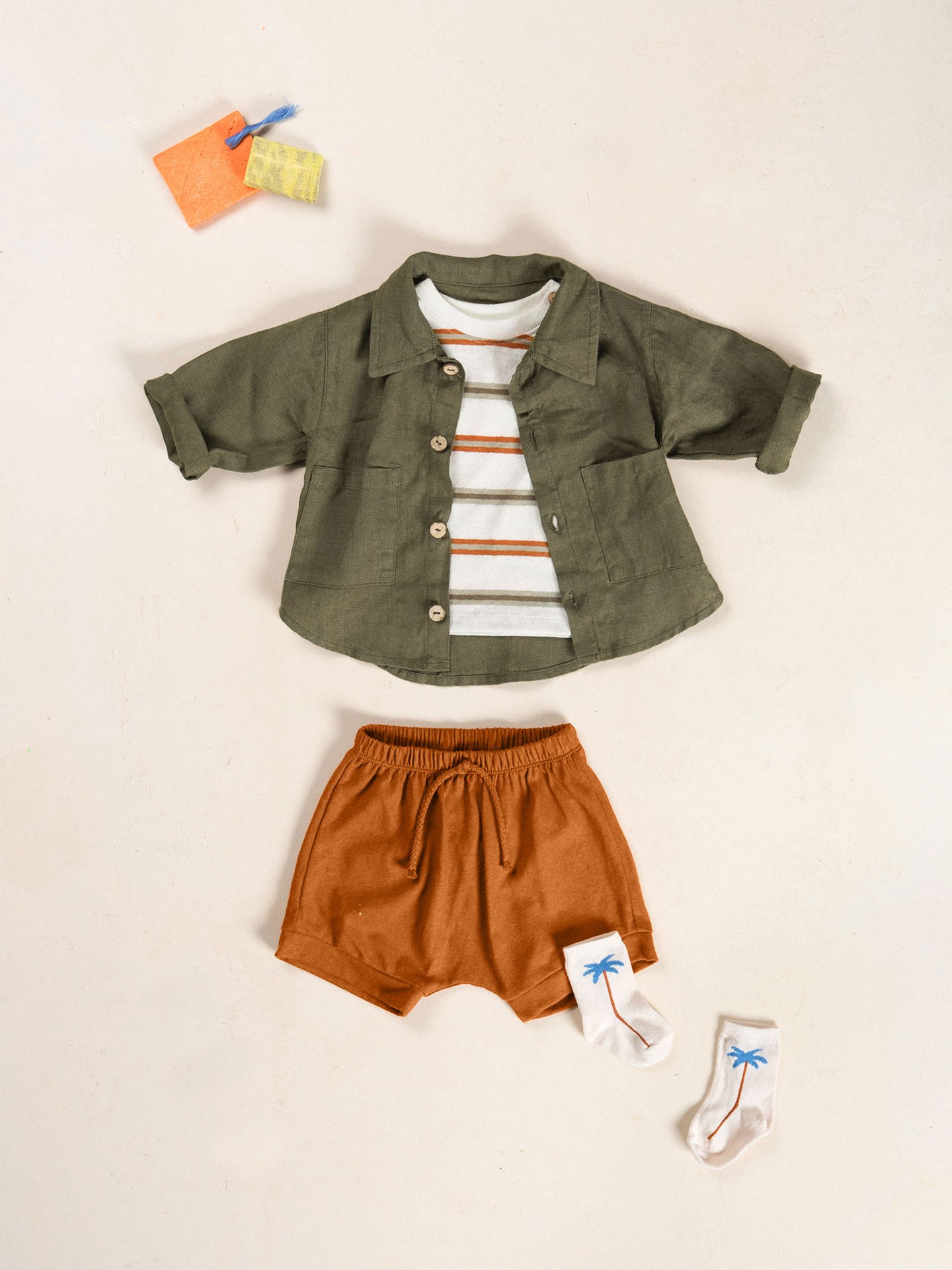 Short en maille en coton biologique et lin