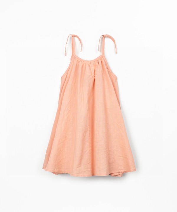 Robe en tissu de coton biologique