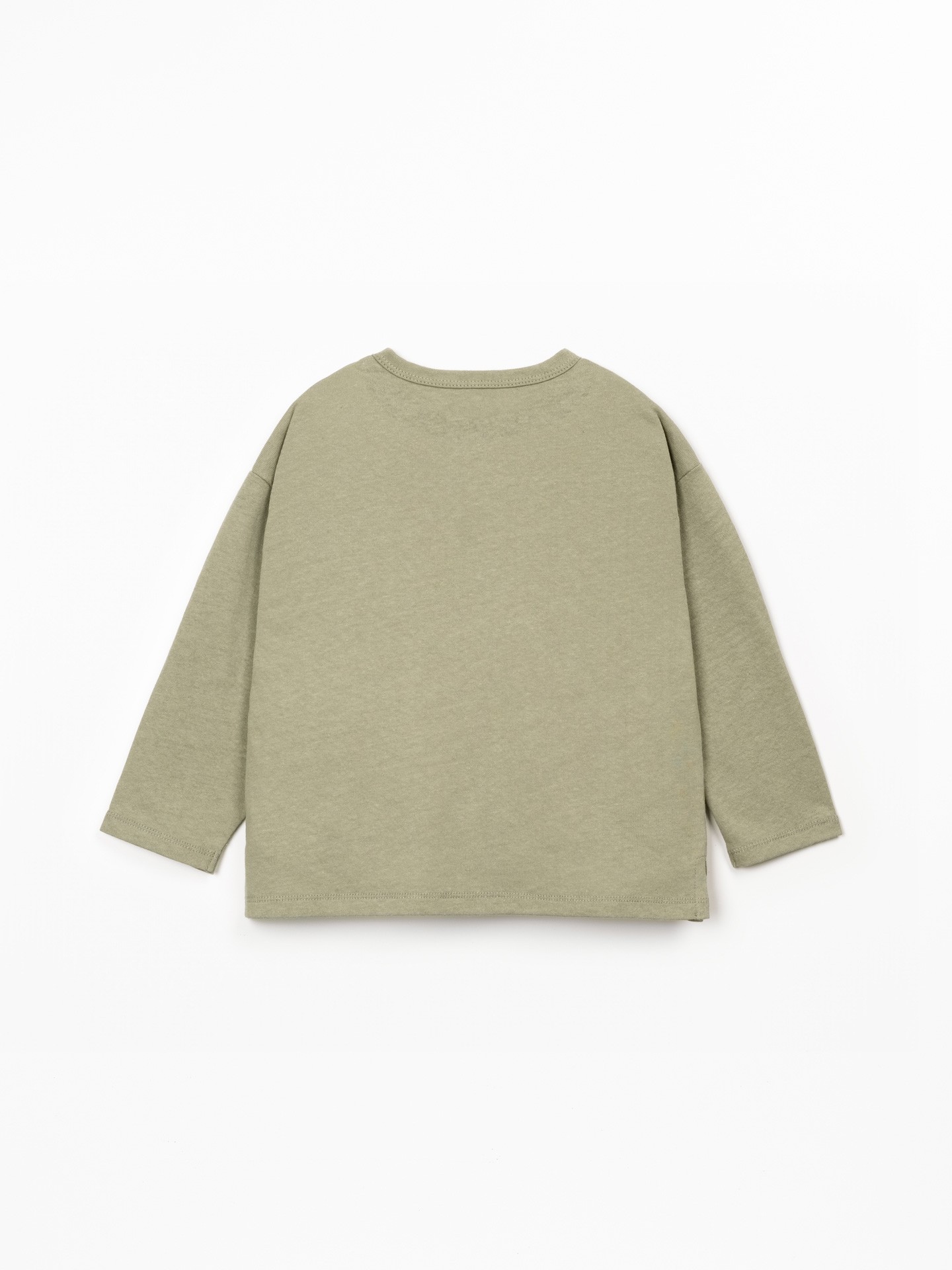 Pull à manches longues avec poche poitrine