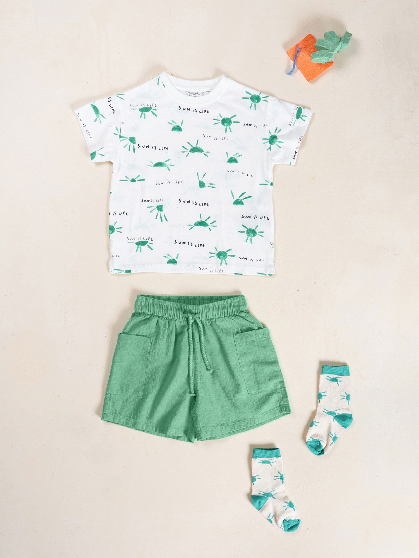 T-shirt anti-UV avec imprimé soleil