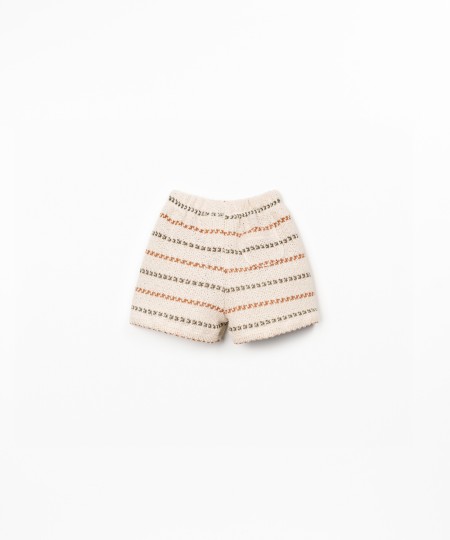 Short en mélange de fibres recyclées et de fibres naturelles