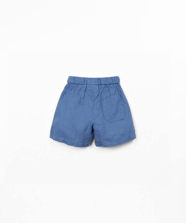 Short en lin avec ceinture ajustable