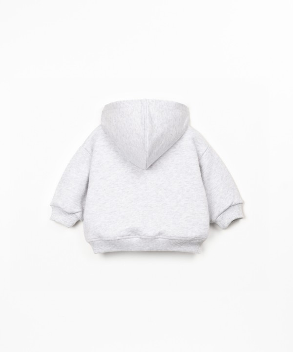 Veste avec fermeture zipp�e et capuche