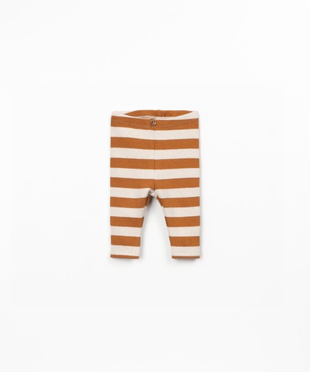 Striped pattern leggings