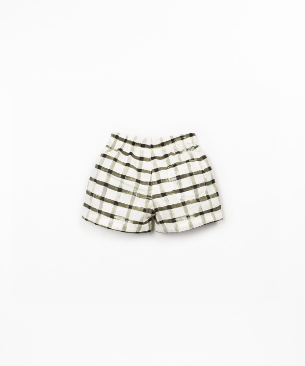 Pantal�n corto con estampado de cuadros