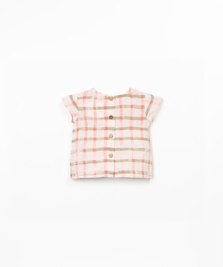 Blusa con estampado de cuadros