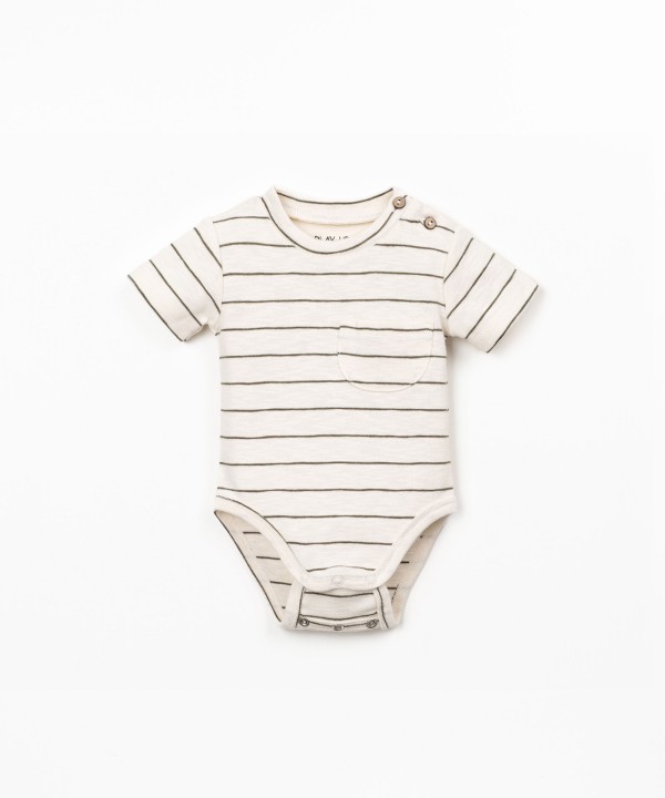 Body em algodão orgânico às riscas