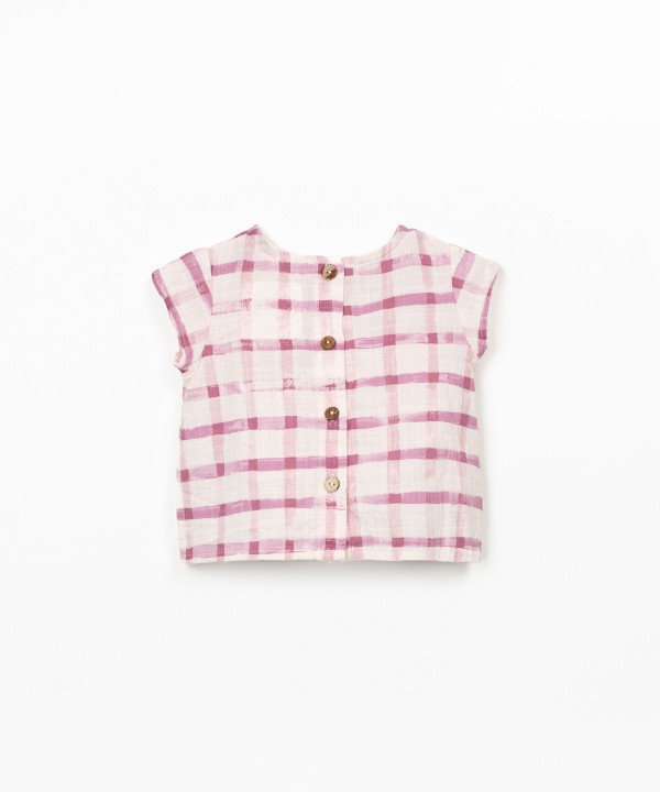 Blouse with checkered print