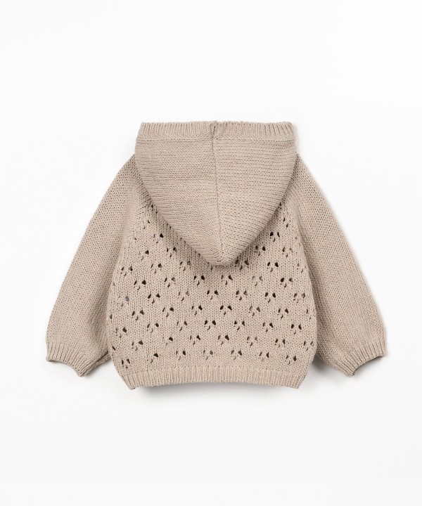 Casaco tricot com capucho