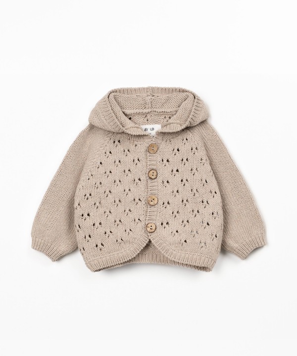 Casaco tricot com capucho