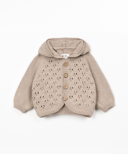 Casaco tricot com capucho