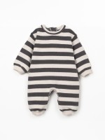 Macac�o com mistura de algod�o regenerativo e algod�o reciclado