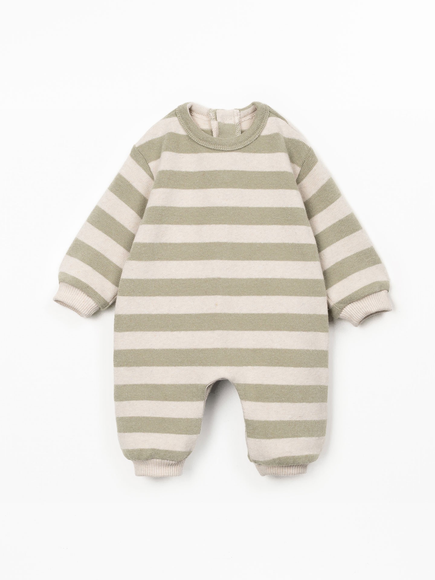 Macacão com mistura de algodão regenerativo e algodão reciclado