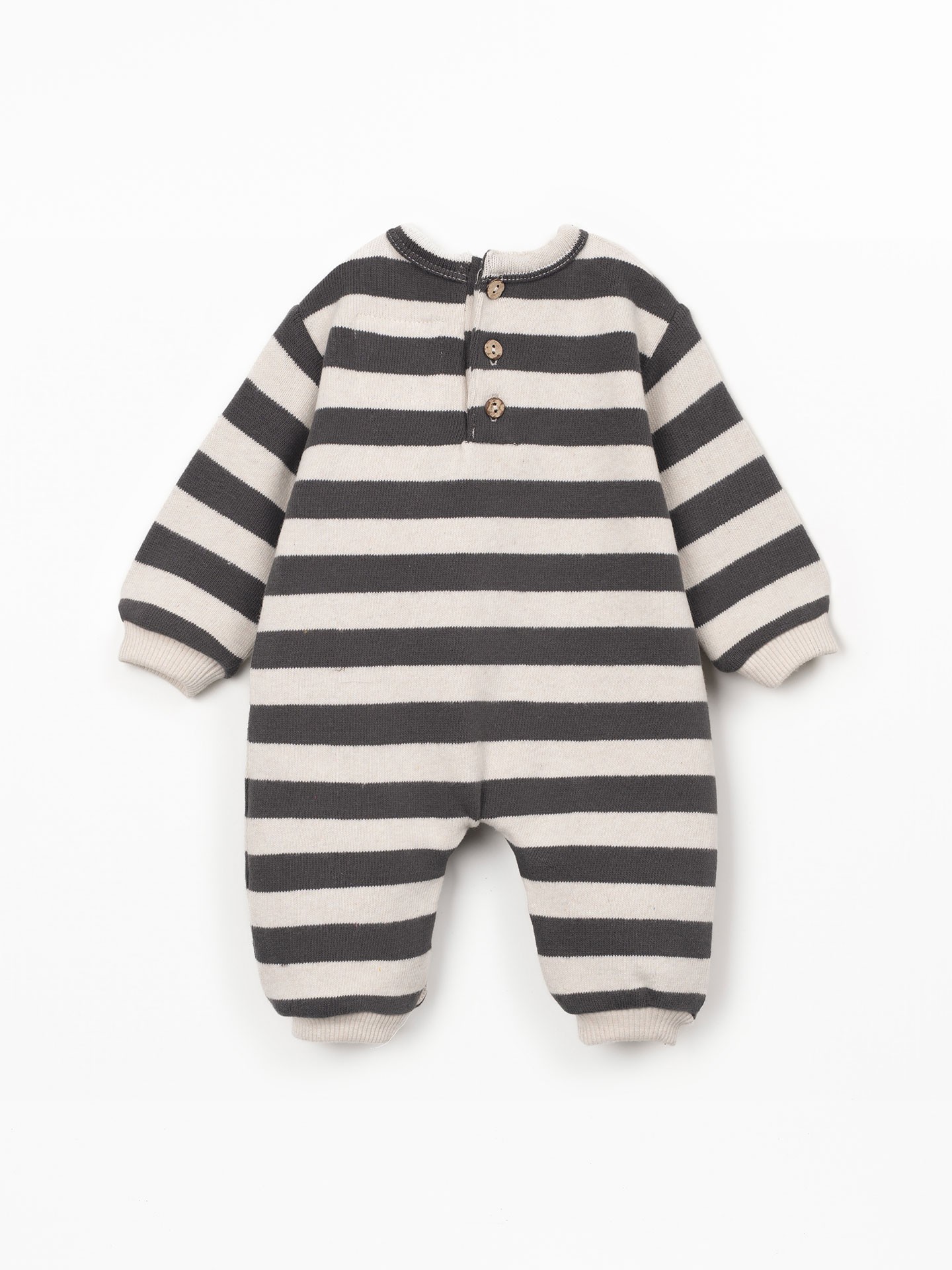 Macacão com mistura de algodão regenerativo e algodão reciclado