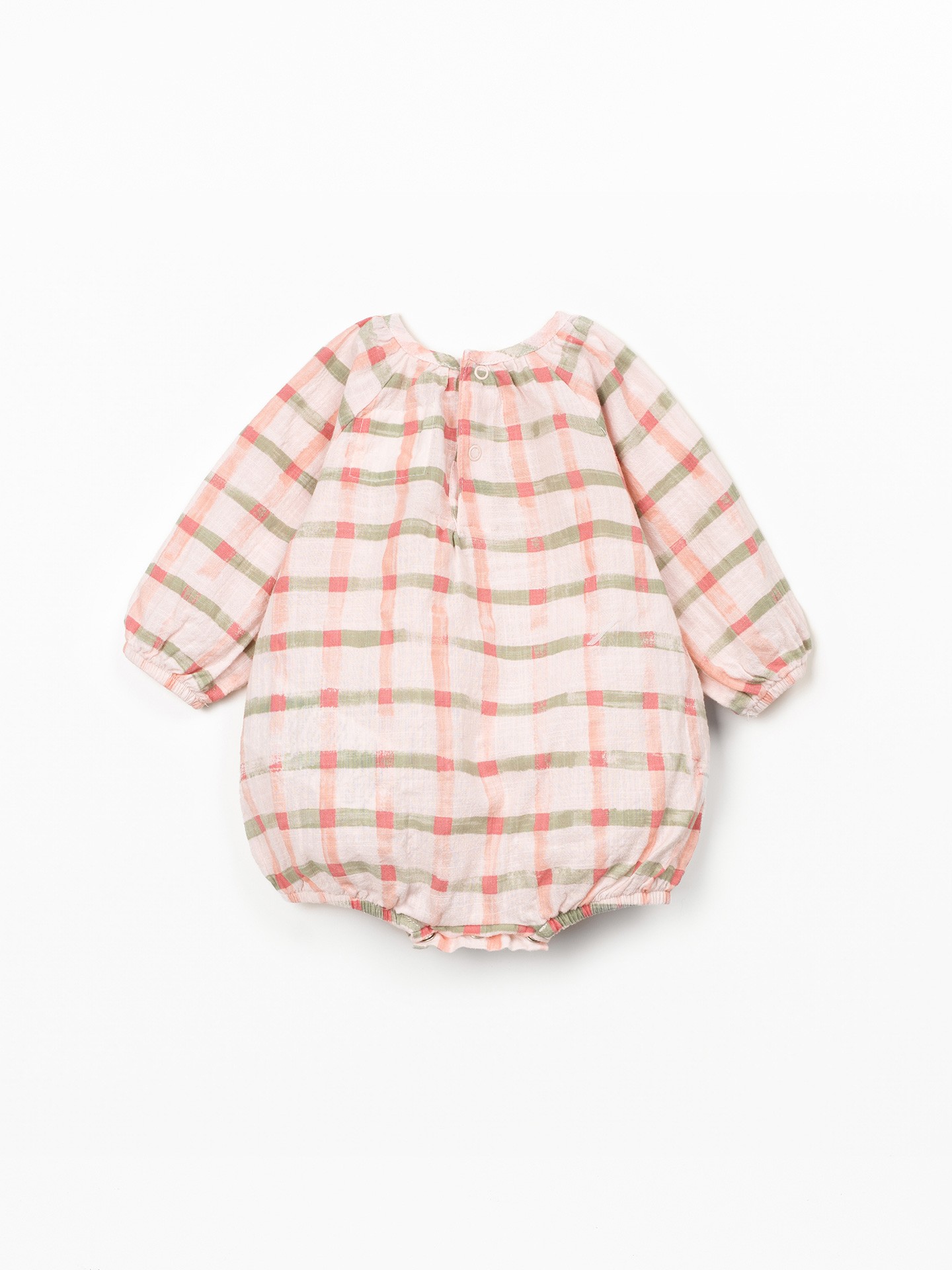 Macacão com estampado xadrez