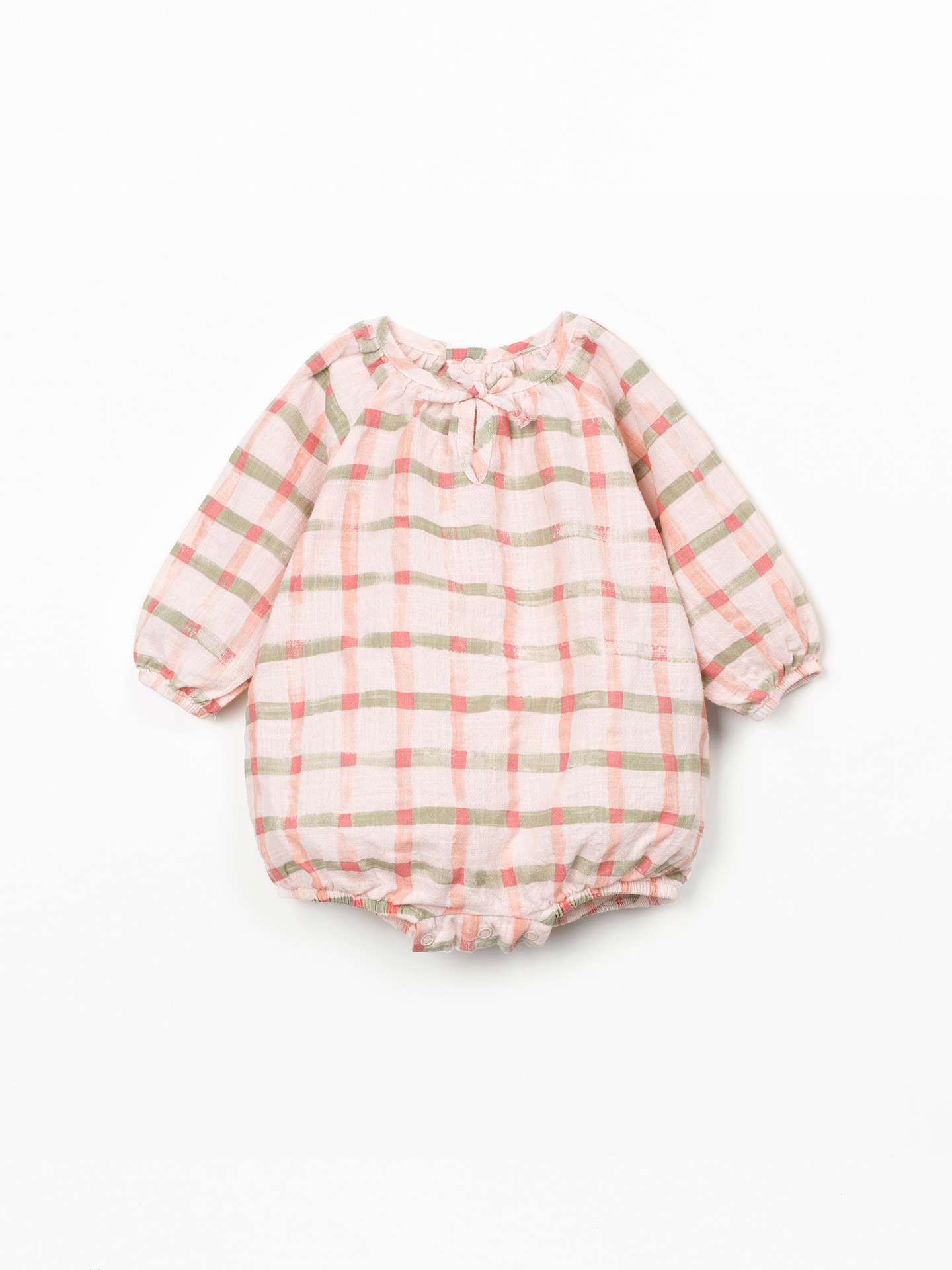 Macacão com estampado xadrez