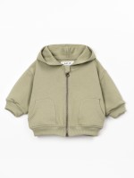 Casaco com fecho de correr e capucho