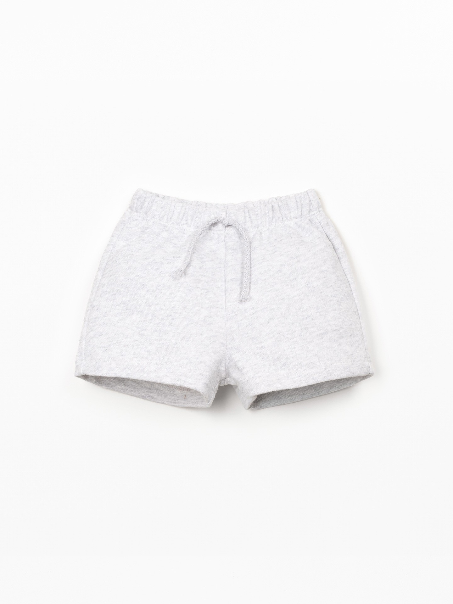 Shorts with elastic waistband