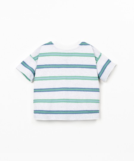 T-shirt con fantasia a righe