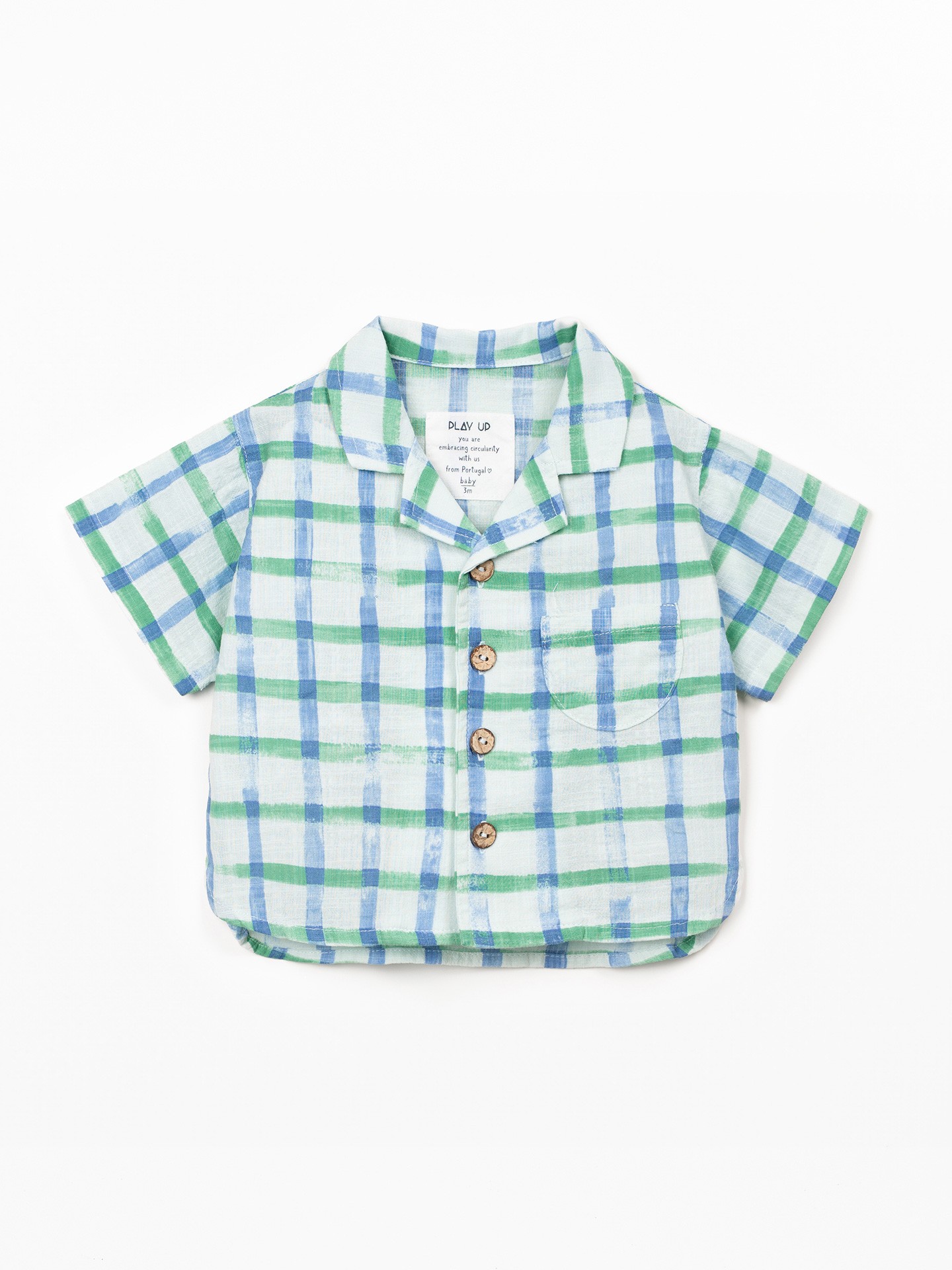 Camisa de teciso com fibras naturais