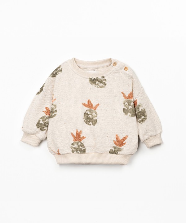 Sweater with Re(Play) yarn