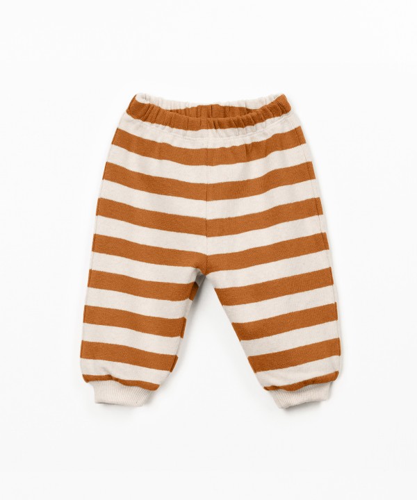 Leggings �s riscas com cinto el�stico