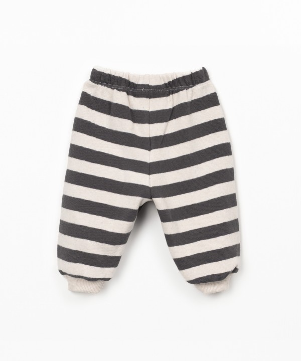 Leggings �s riscas com cinto el�stico