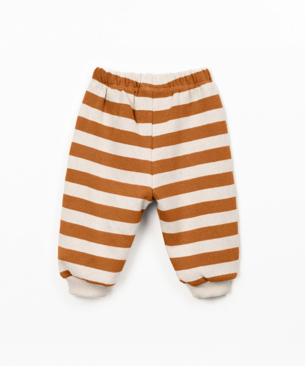 Leggings �s riscas com cinto el�stico