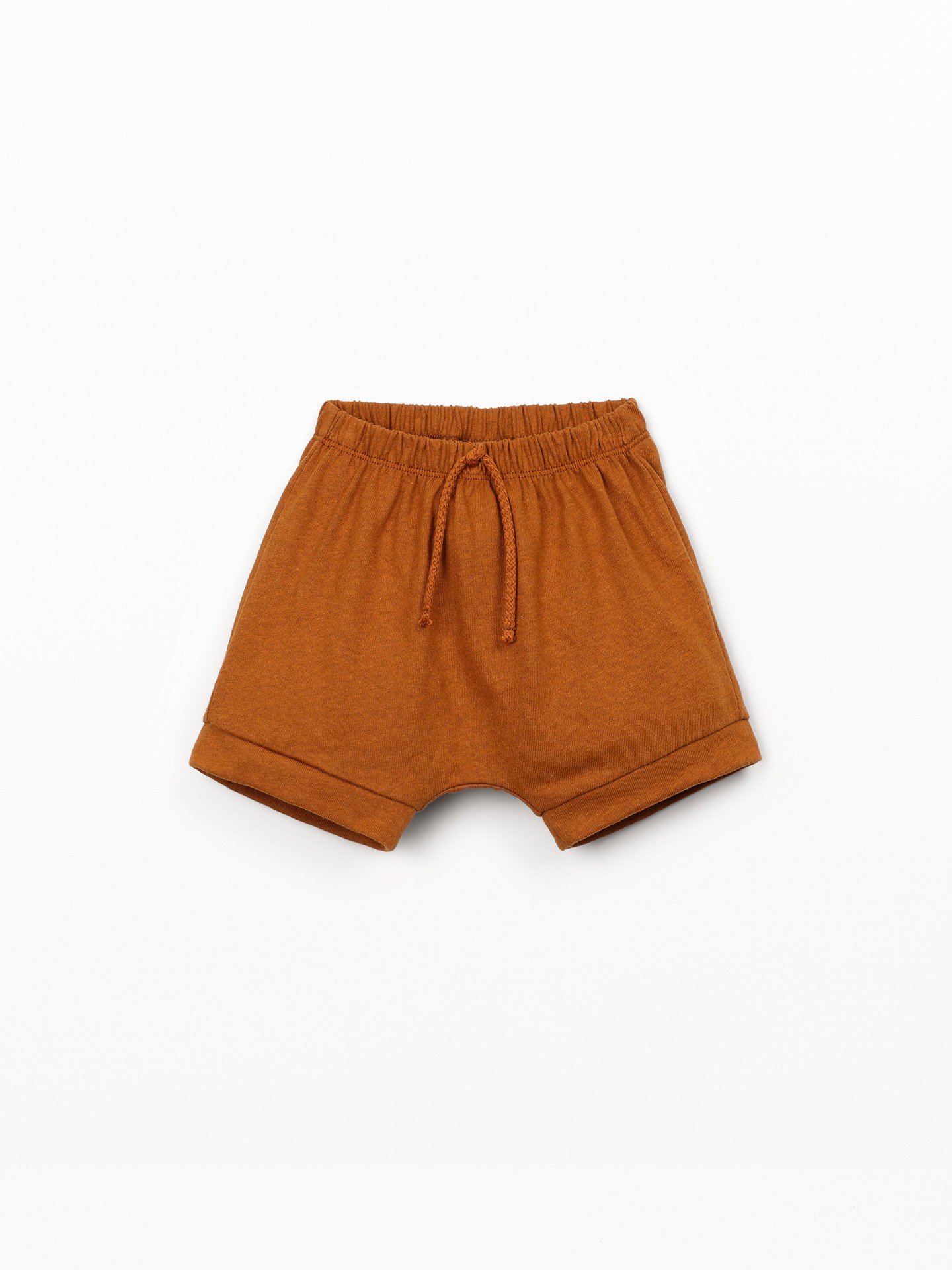 Calção de malha em algodão orgânico e linho