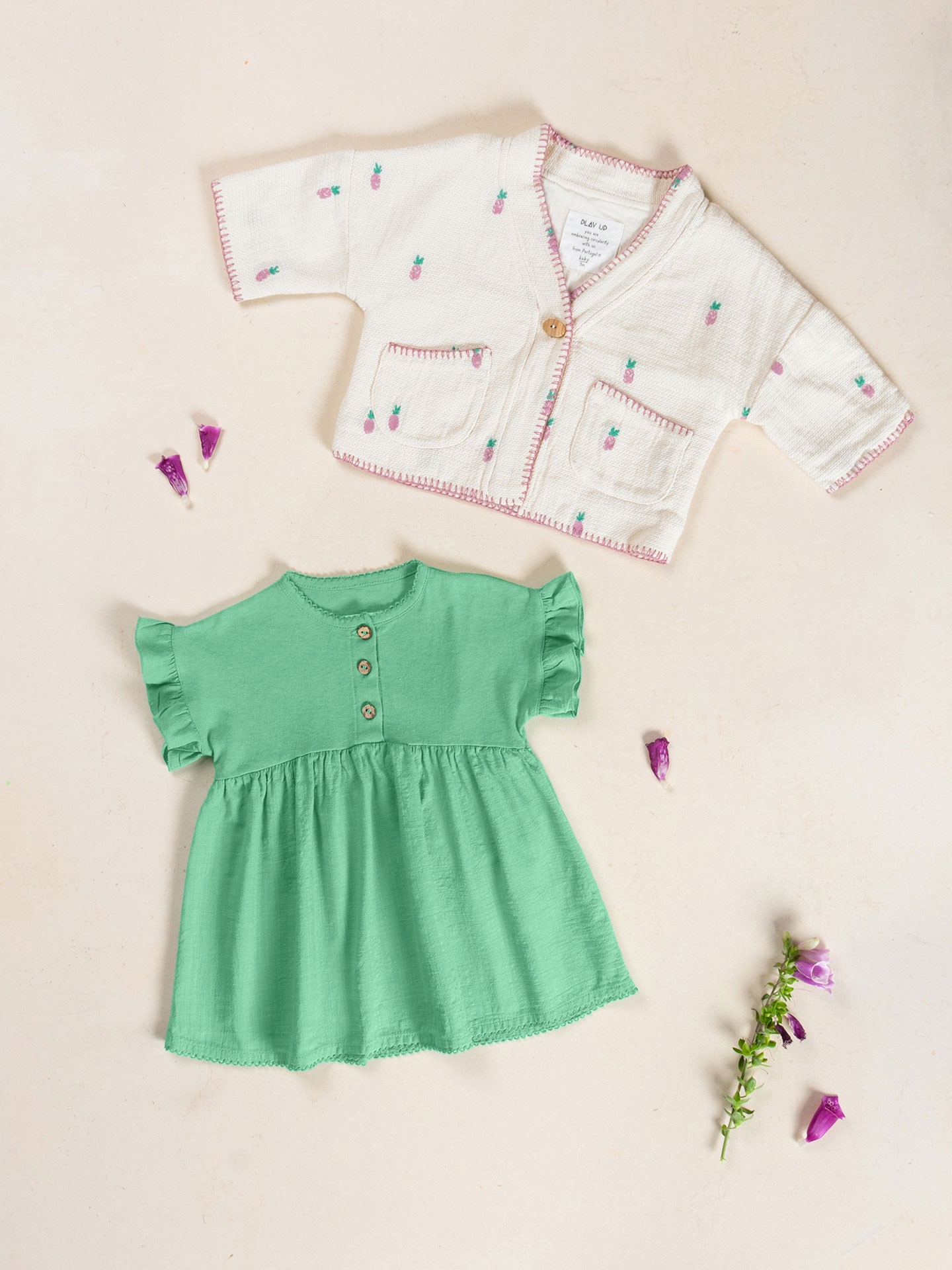 Vestido combinado em algodão orgânico e algodão reciclado