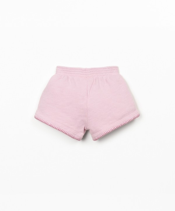 Shorts with elastic waistband and decorative bow