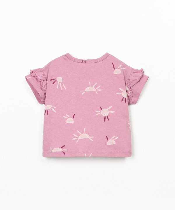 T-shirt anti-UV com mistura de fibras recicladas e fibras naturais