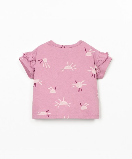 T-shirt anti-UV com mistura de fibras recicladas e fibras naturais