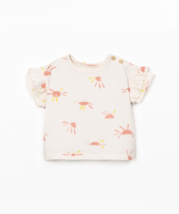 T-shirt anti-UV com mistura de fibras recicladas e fibras naturais