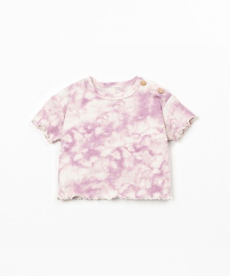 T-shirt with tie dye print