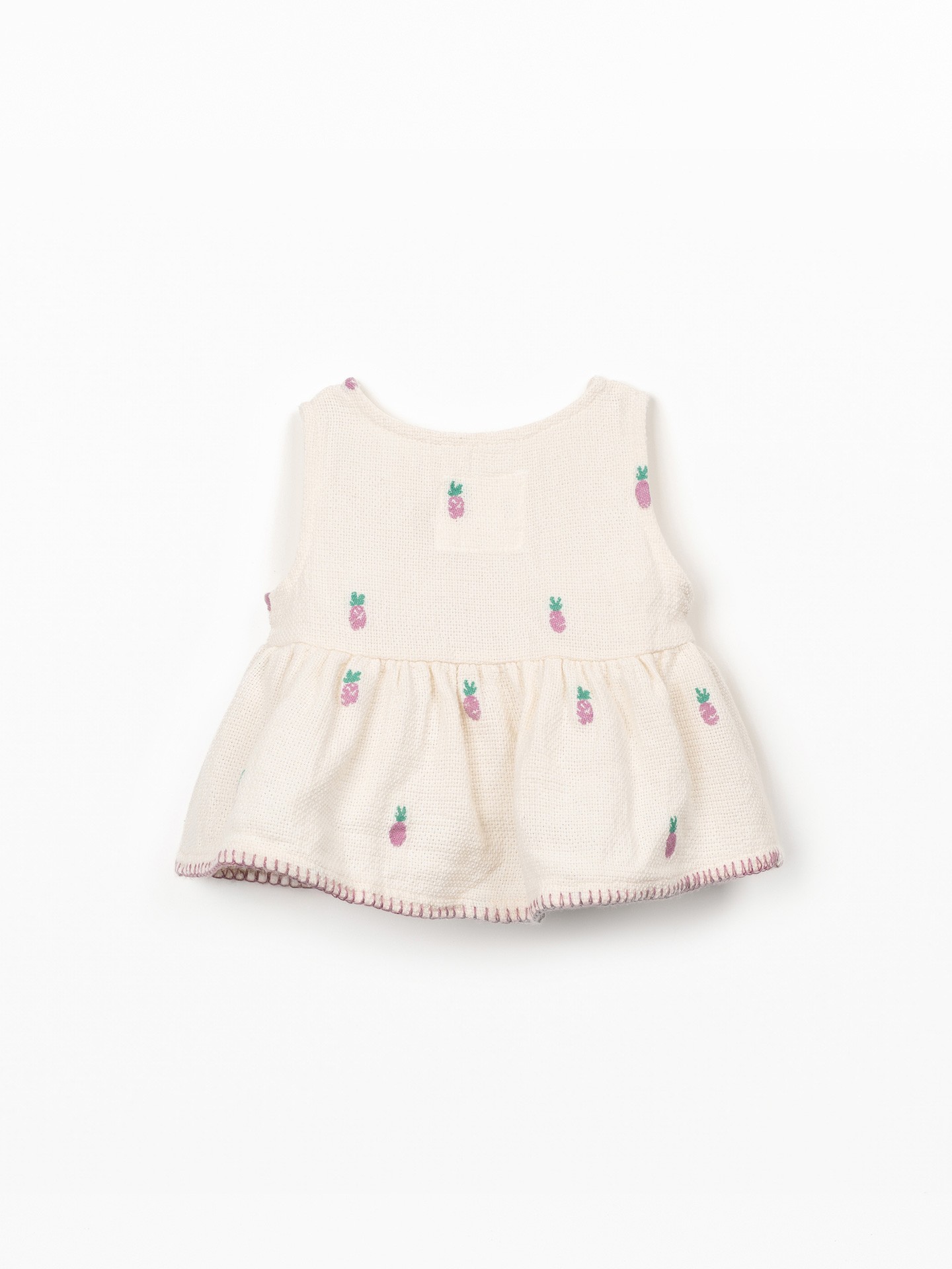 Top com estampado de ananases